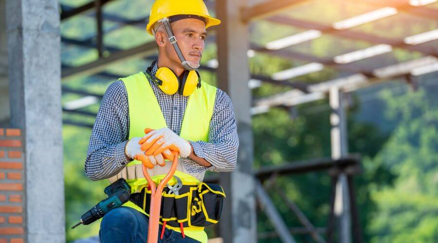 Professional residential roofers in Loogootee, IN